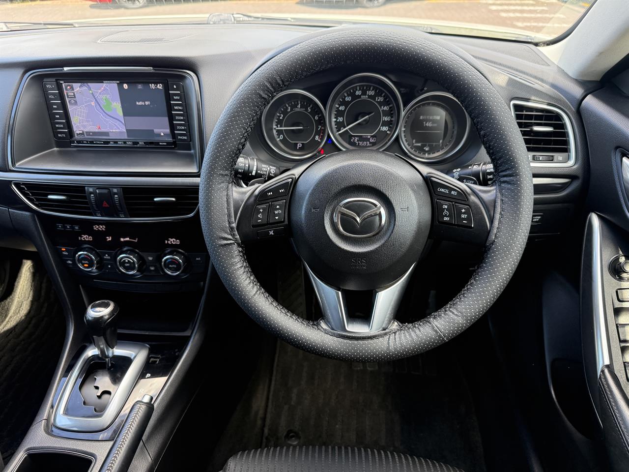 2013 Mazda Atenza thumbnail
