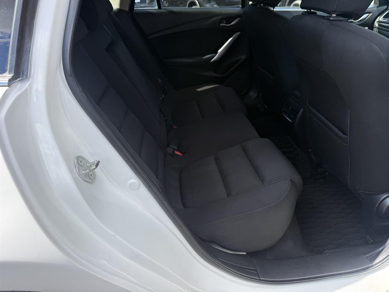 2013 Mazda Atenza thumbnail