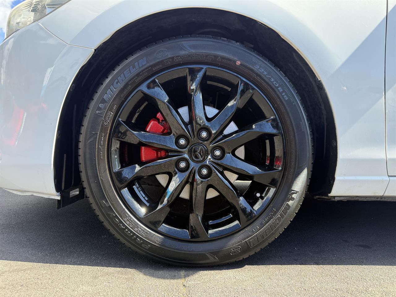 2013 Mazda Atenza thumbnail