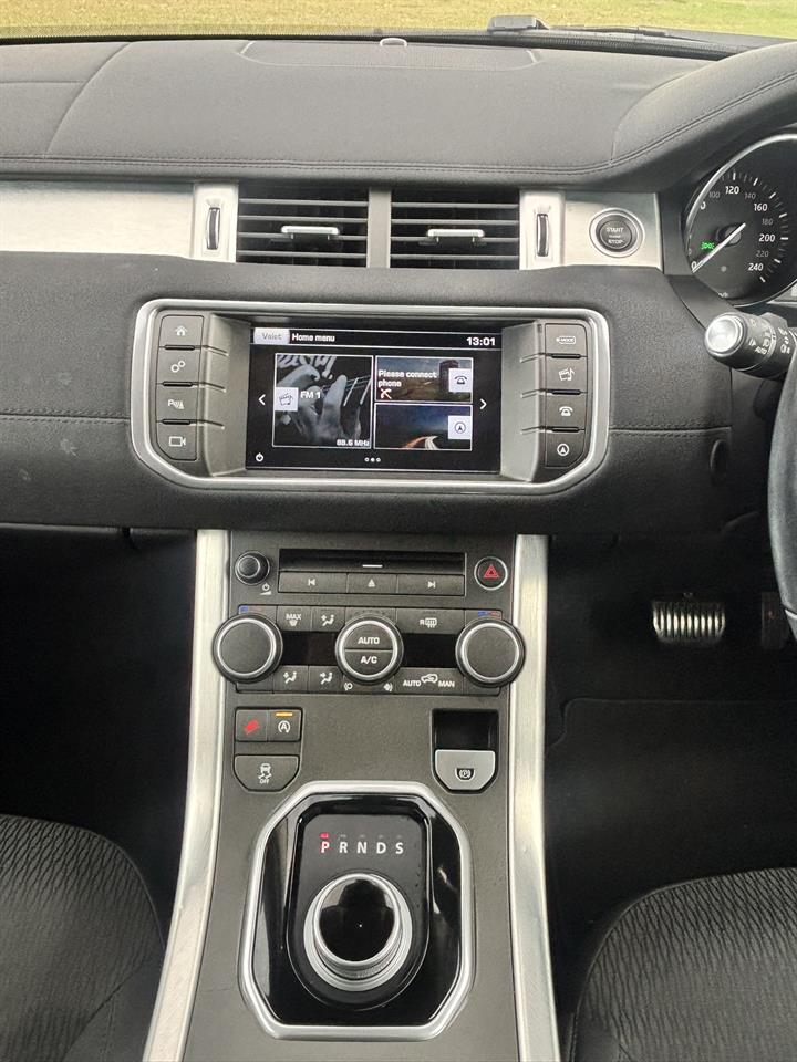 2016 Land Rover Range thumbnail