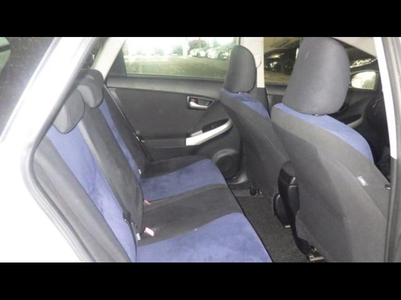 2014 Toyota Prius thumbnail