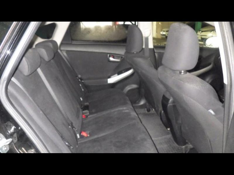 2013 Toyota Prius thumbnail