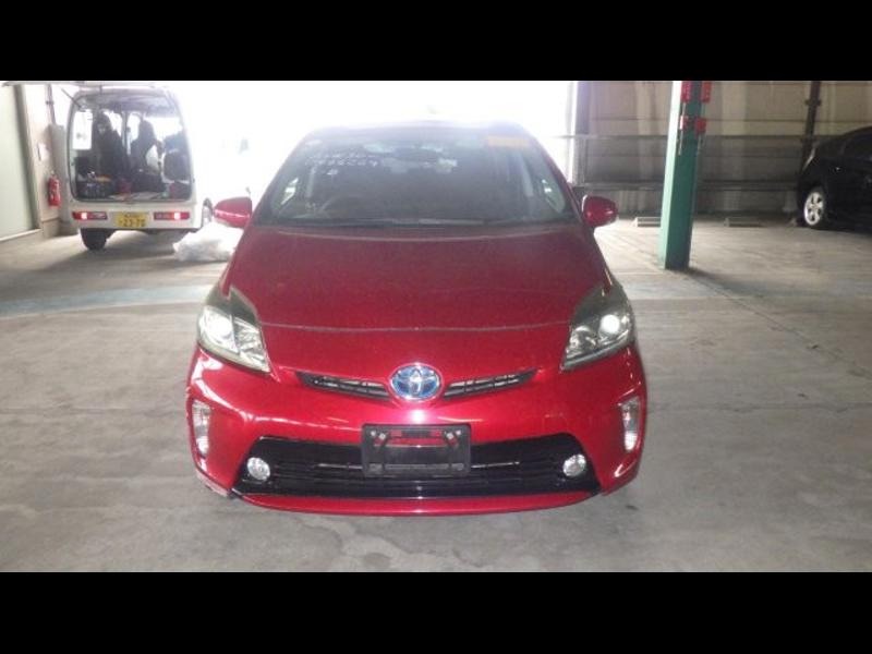 2015 Toyota Prius thumbnail