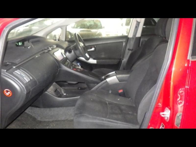 2015 Toyota Prius thumbnail