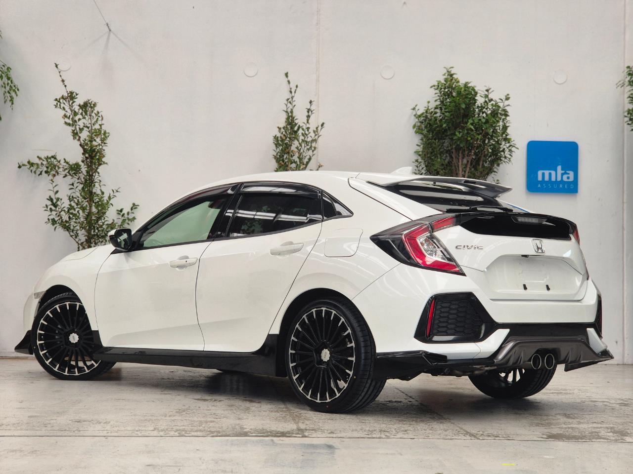 2018 Honda Civic thumbnail