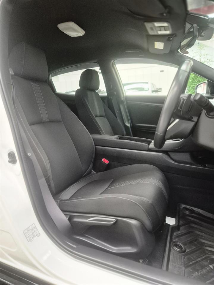 2018 Honda Civic thumbnail