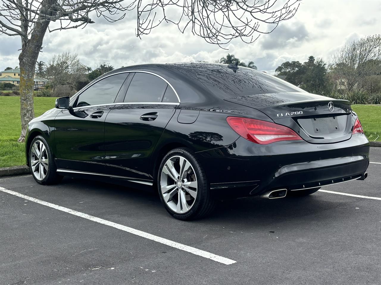 2013 Mercedes-Benz CLA200 thumbnail
