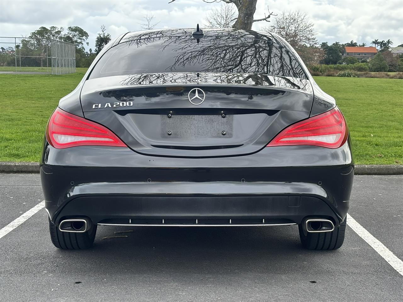 2013 Mercedes-Benz CLA200 thumbnail