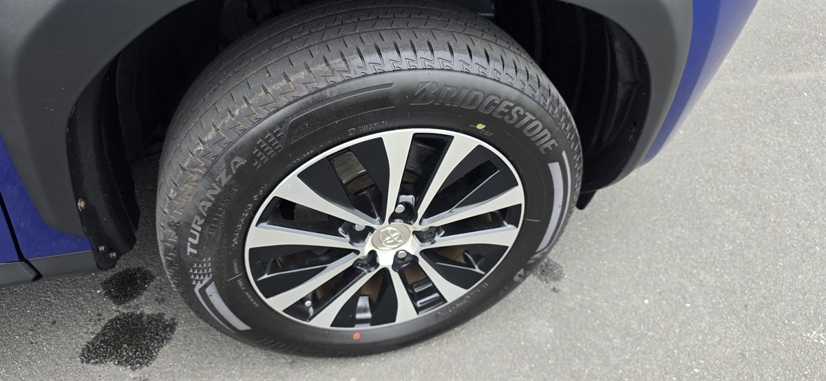 2022 Toyota Yaris thumbnail