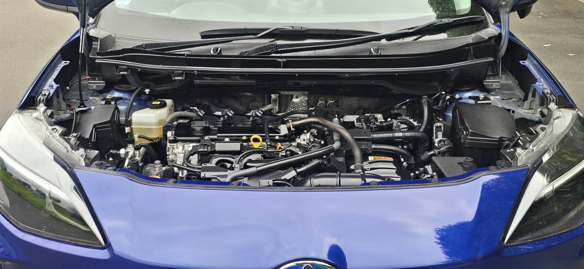 2022 Toyota Yaris thumbnail