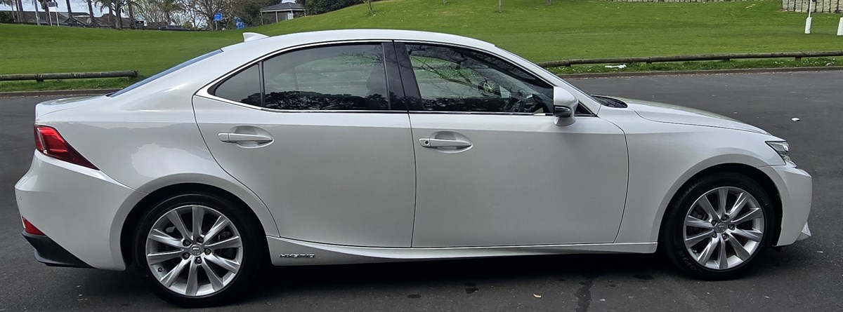 2014 Lexus IS thumbnail