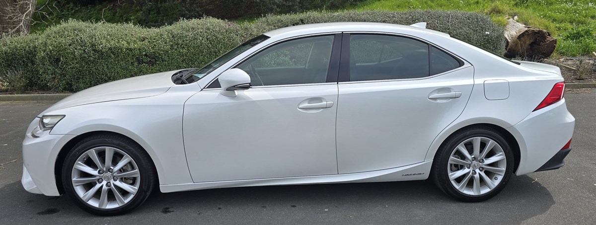 2014 Lexus IS thumbnail