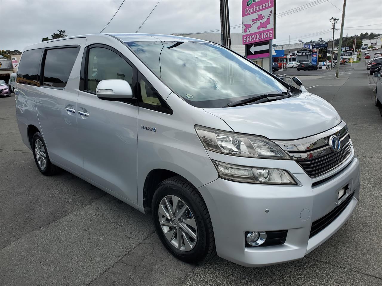 2012 Toyota Vellfire thumbnail