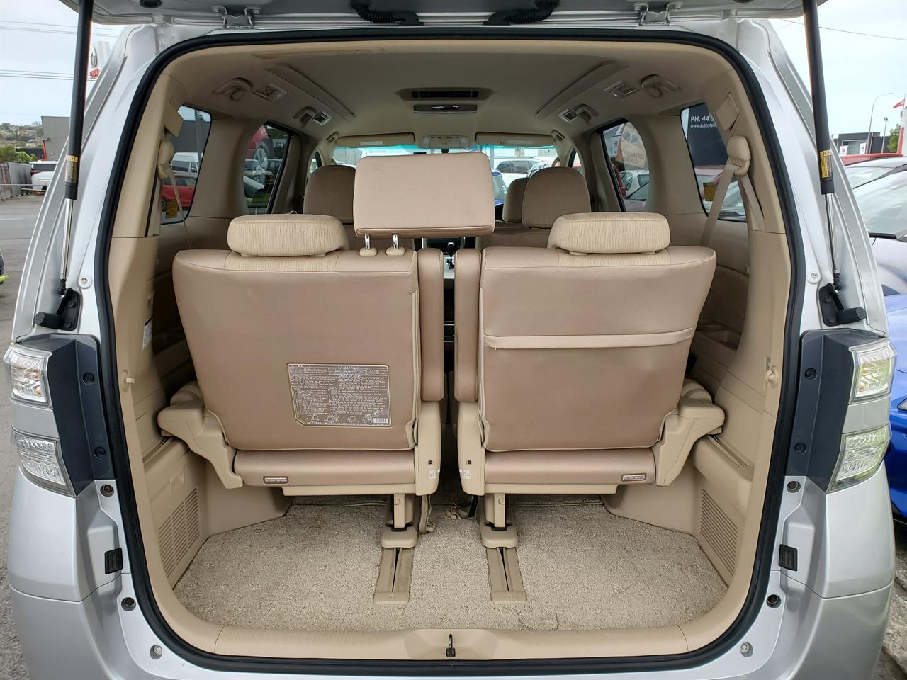 2012 Toyota Vellfire thumbnail