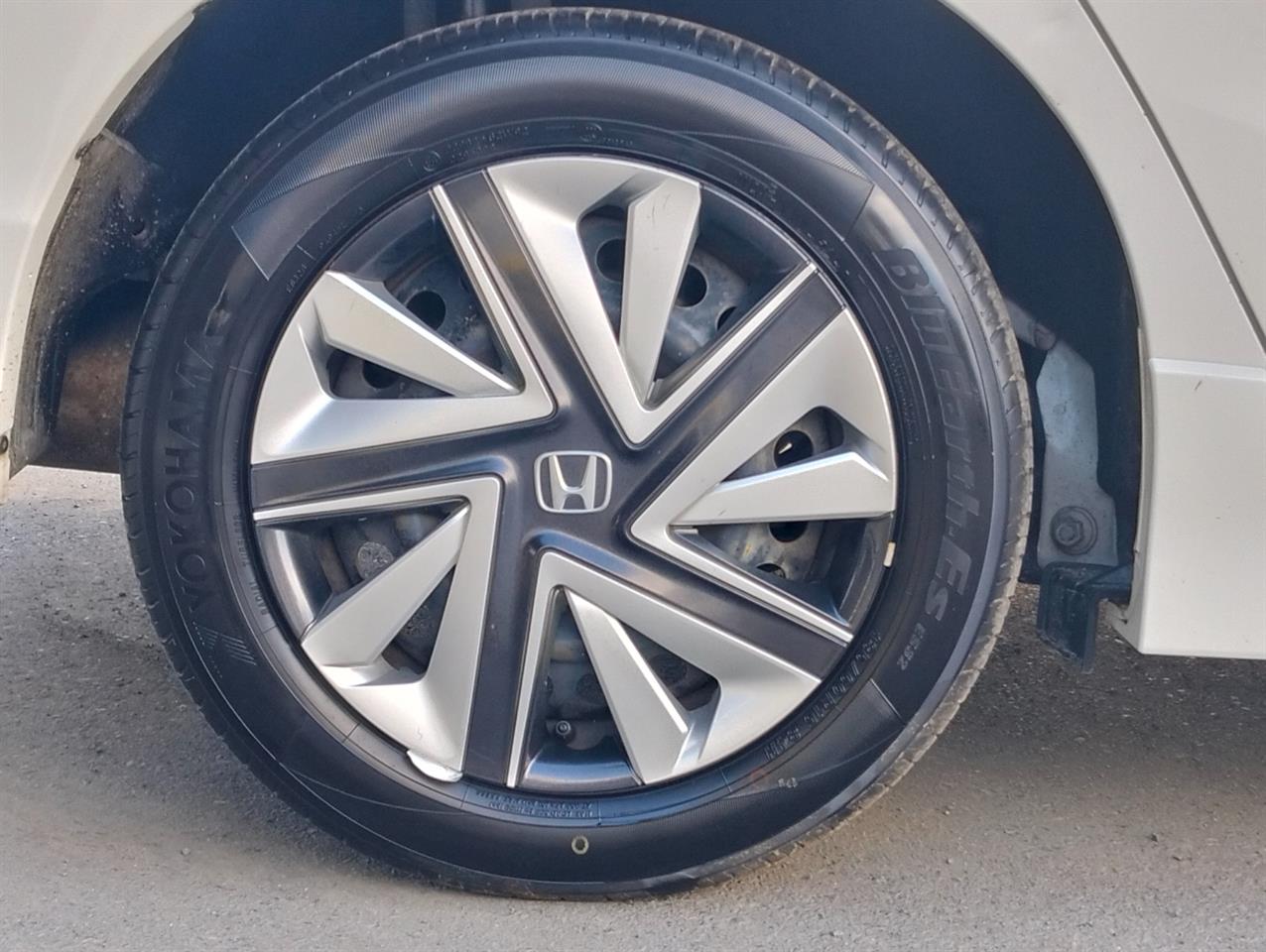 2019 Honda Shuttle thumbnail