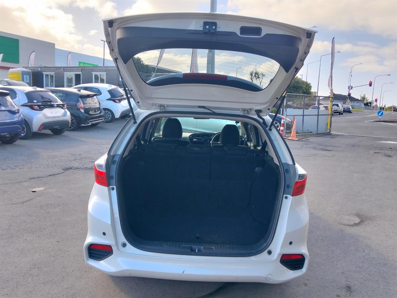 2019 Honda Shuttle thumbnail