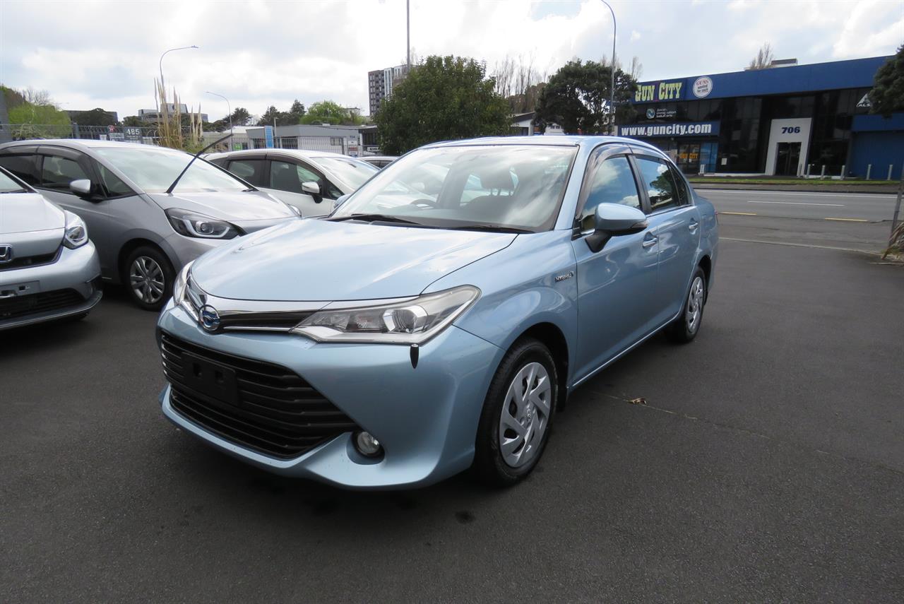 2015 Toyota Corolla thumbnail
