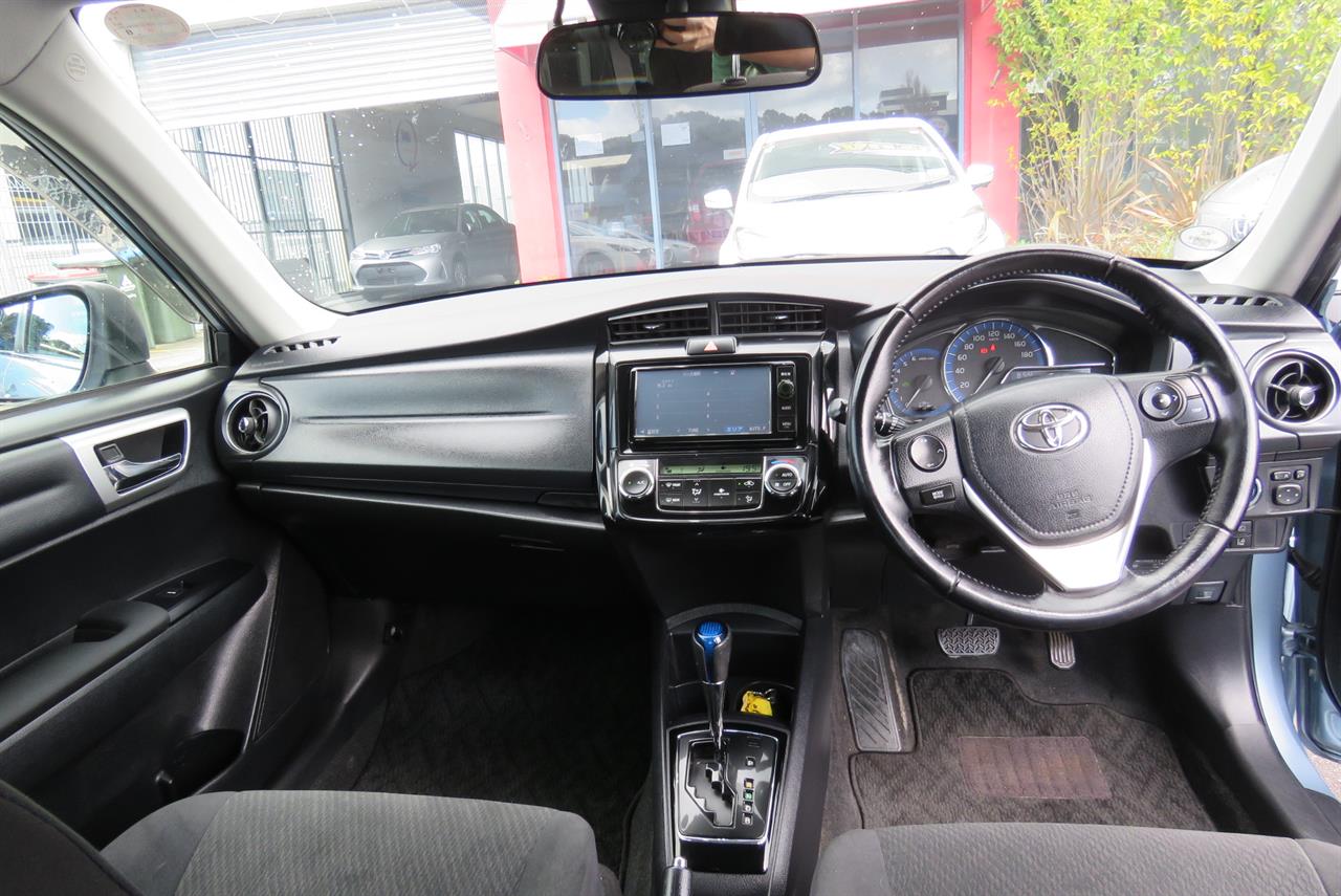 2015 Toyota Corolla thumbnail