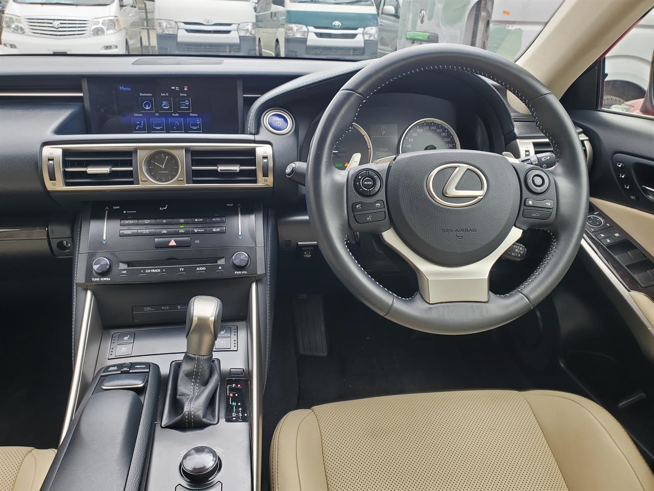 2013 Lexus IS300h thumbnail