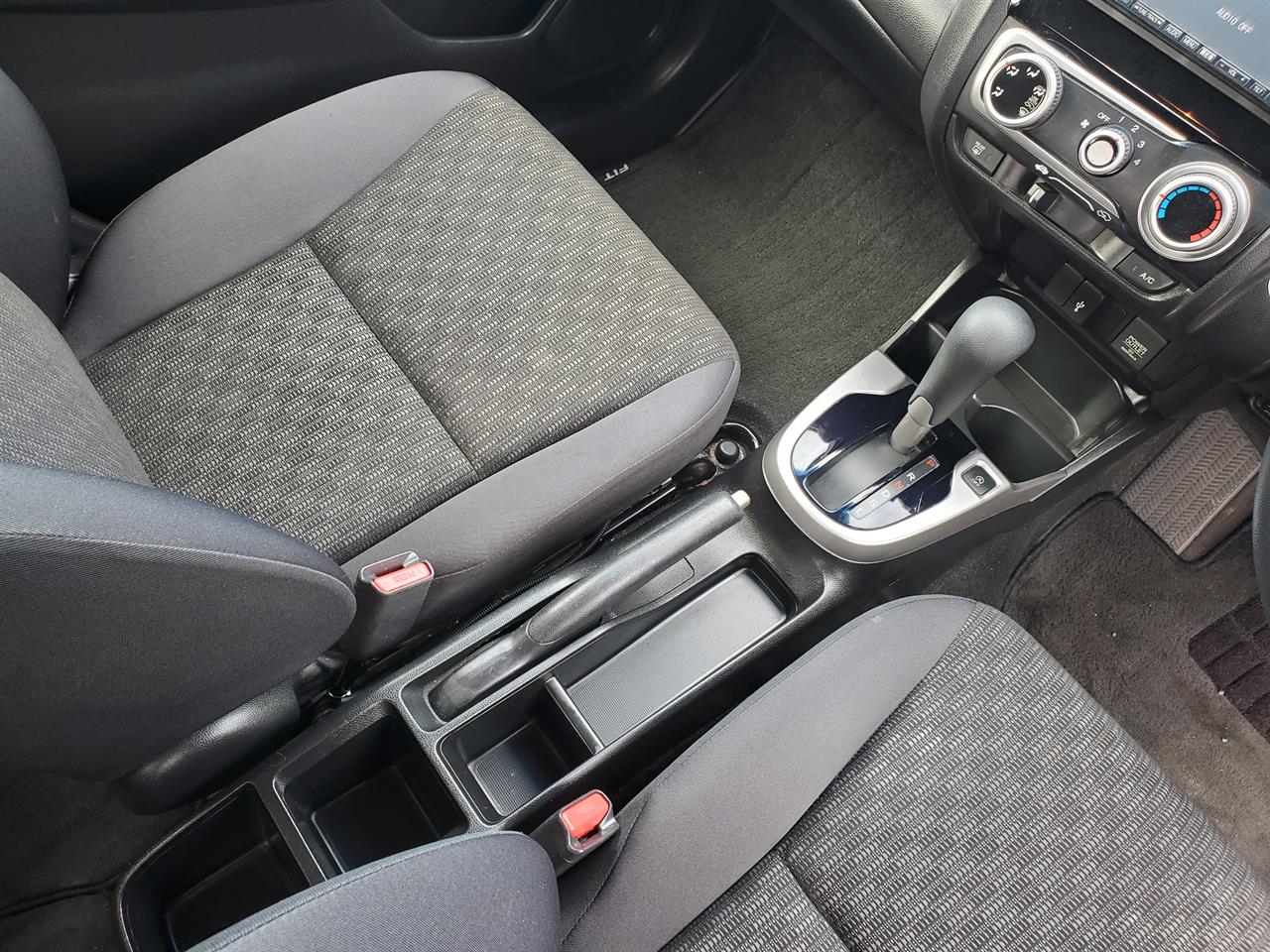 2014 Honda Fit thumbnail
