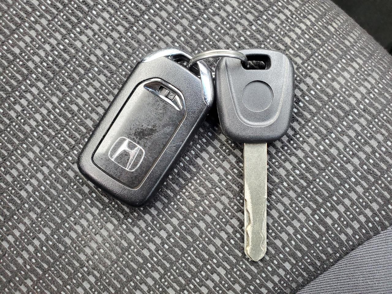 2014 Honda Fit thumbnail