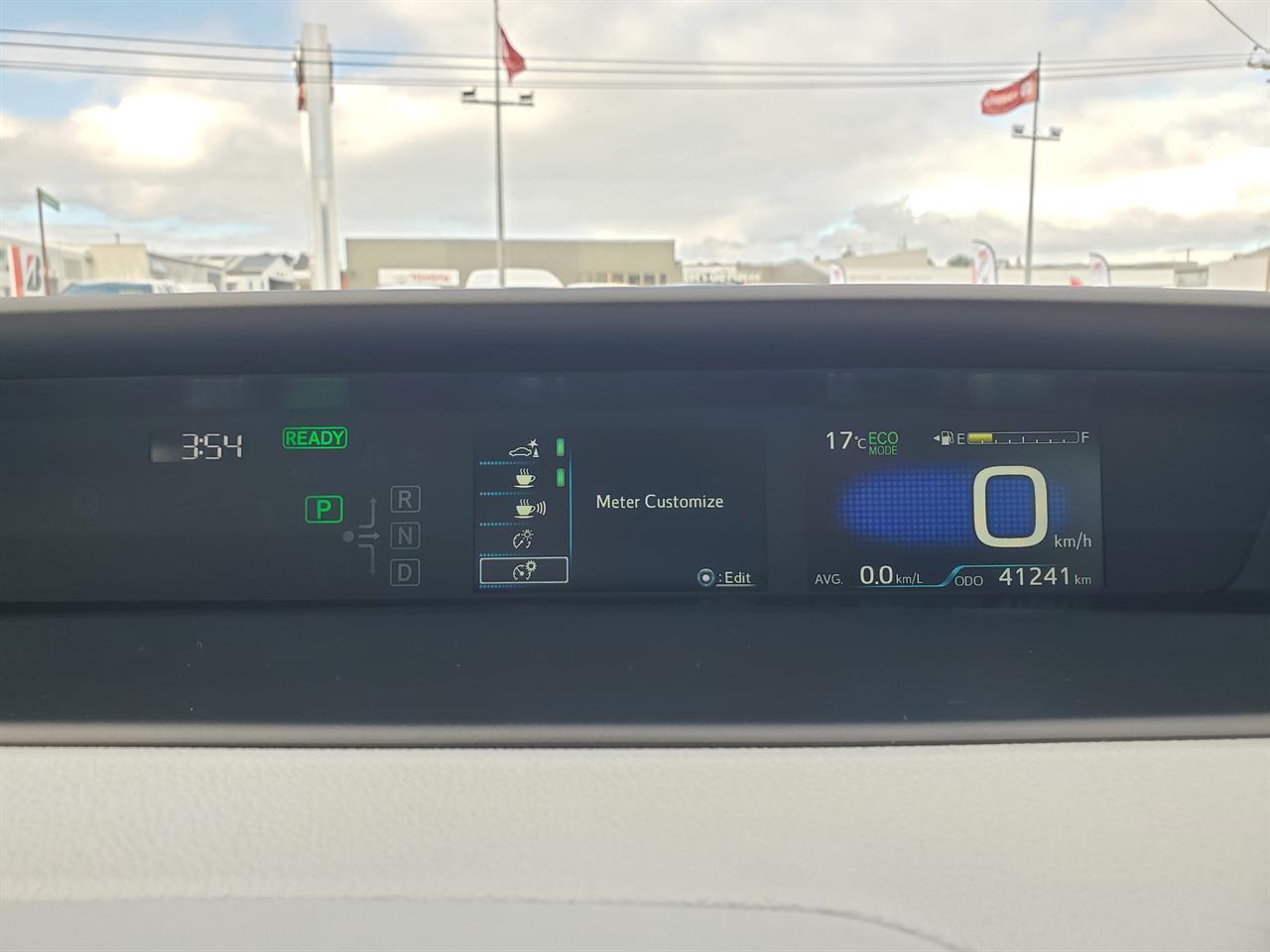 2019 Toyota Prius thumbnail