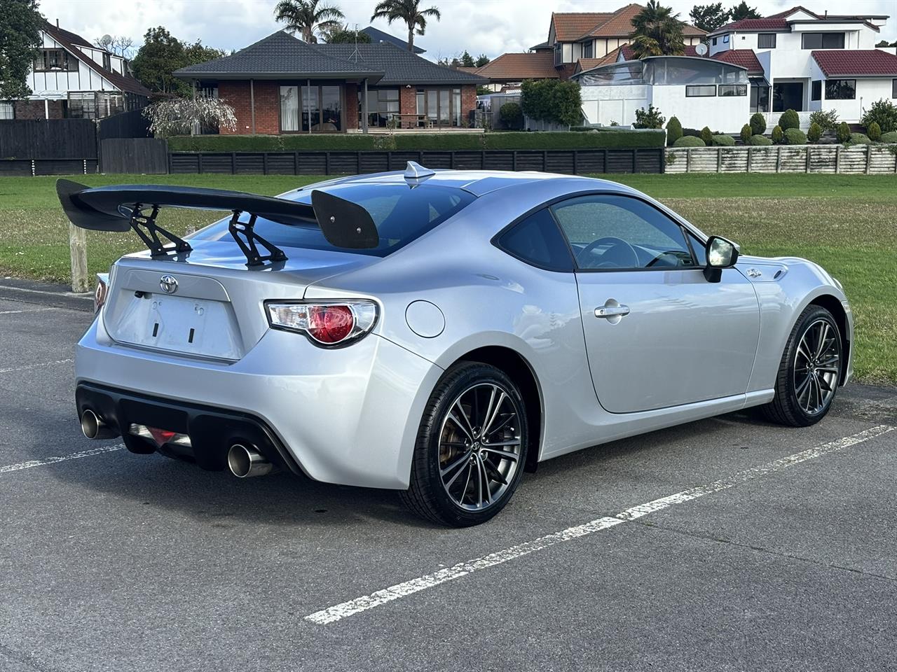 2012 Toyota GT86 thumbnail