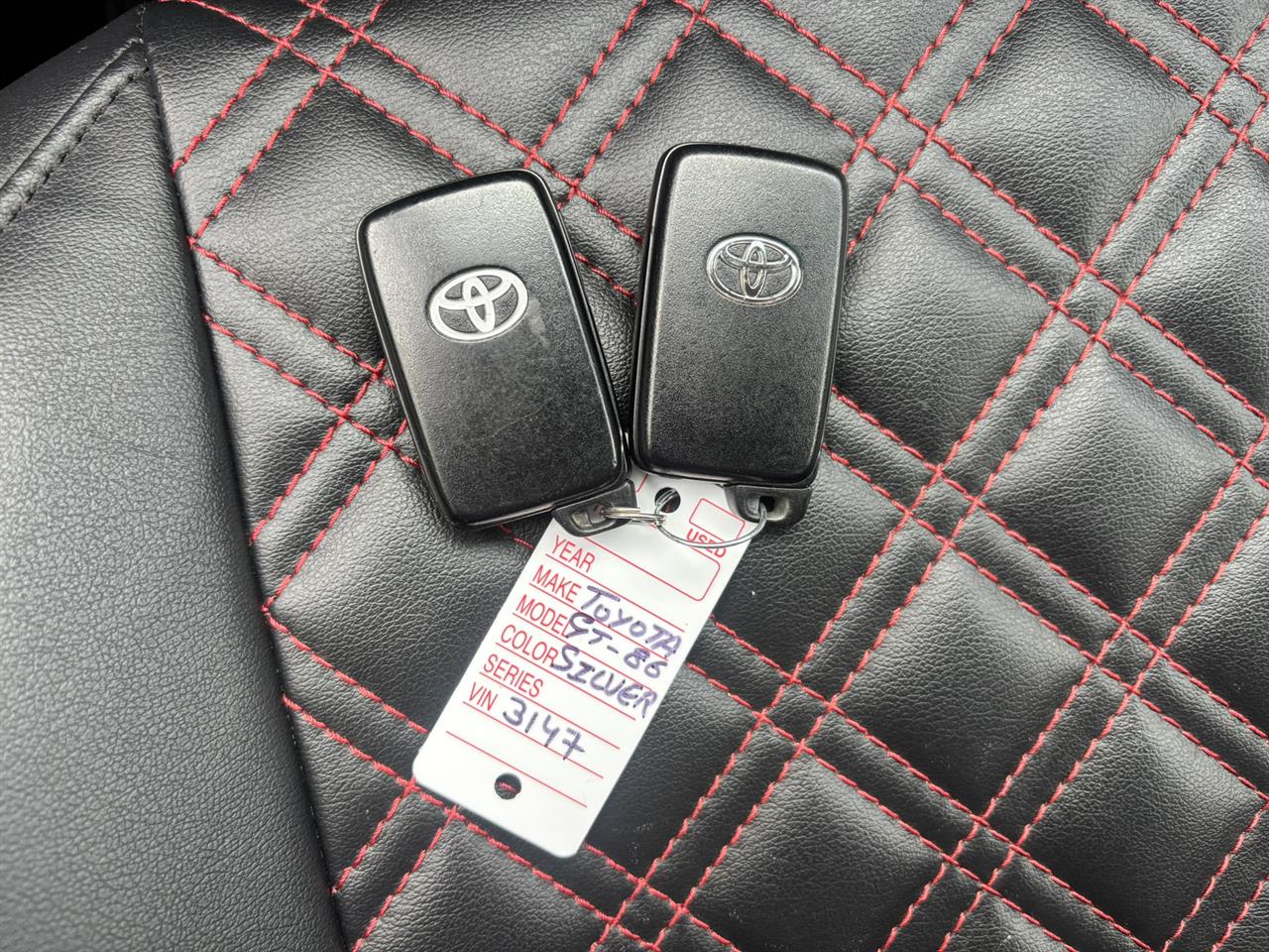 2012 Toyota GT86 thumbnail