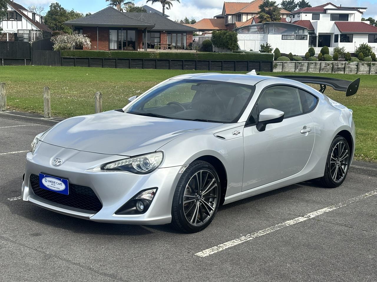 2012 Toyota GT86 thumbnail