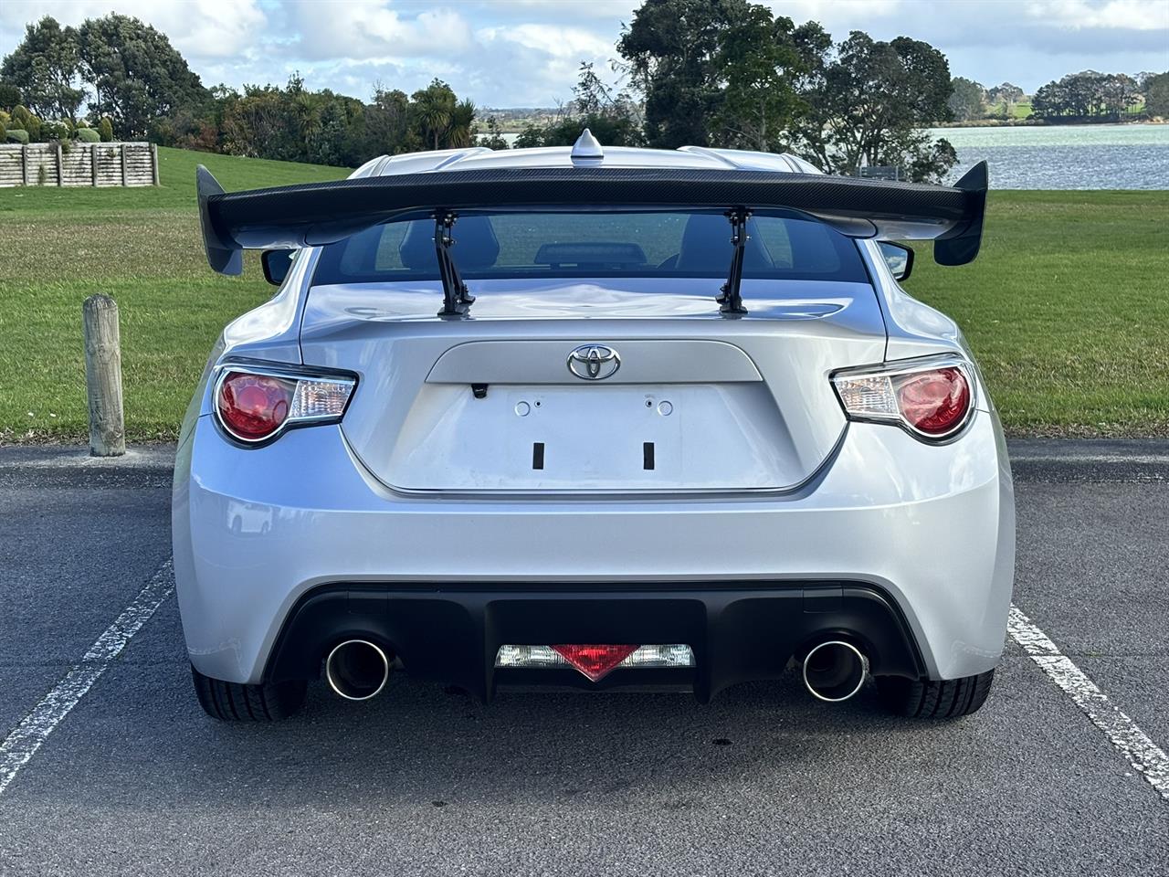 2012 Toyota GT86 thumbnail