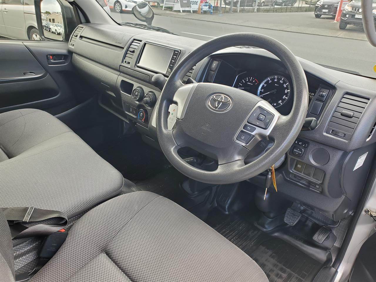 2020 Toyota Hiace thumbnail