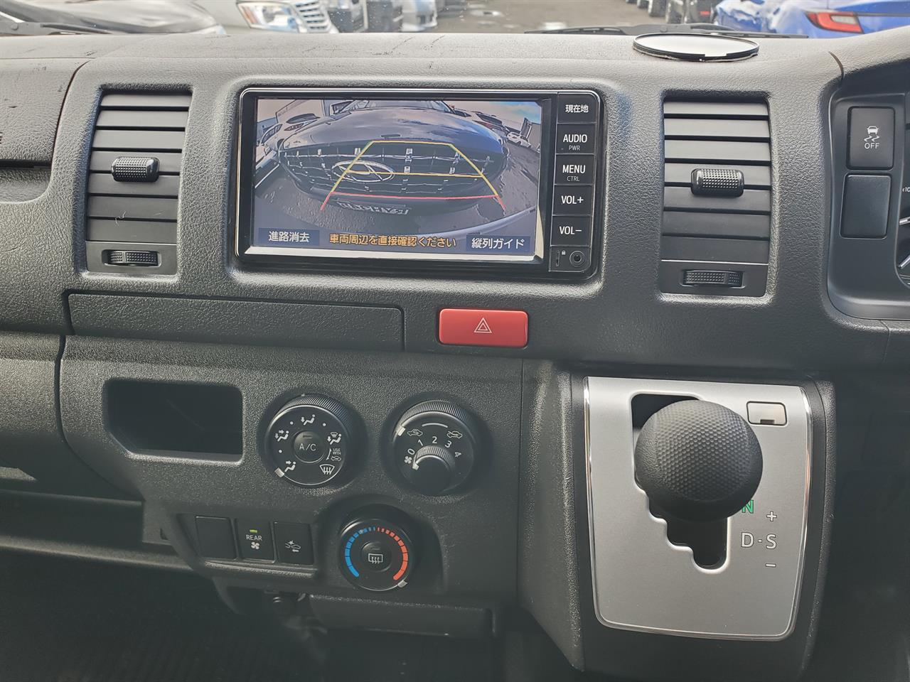 2020 Toyota Hiace thumbnail