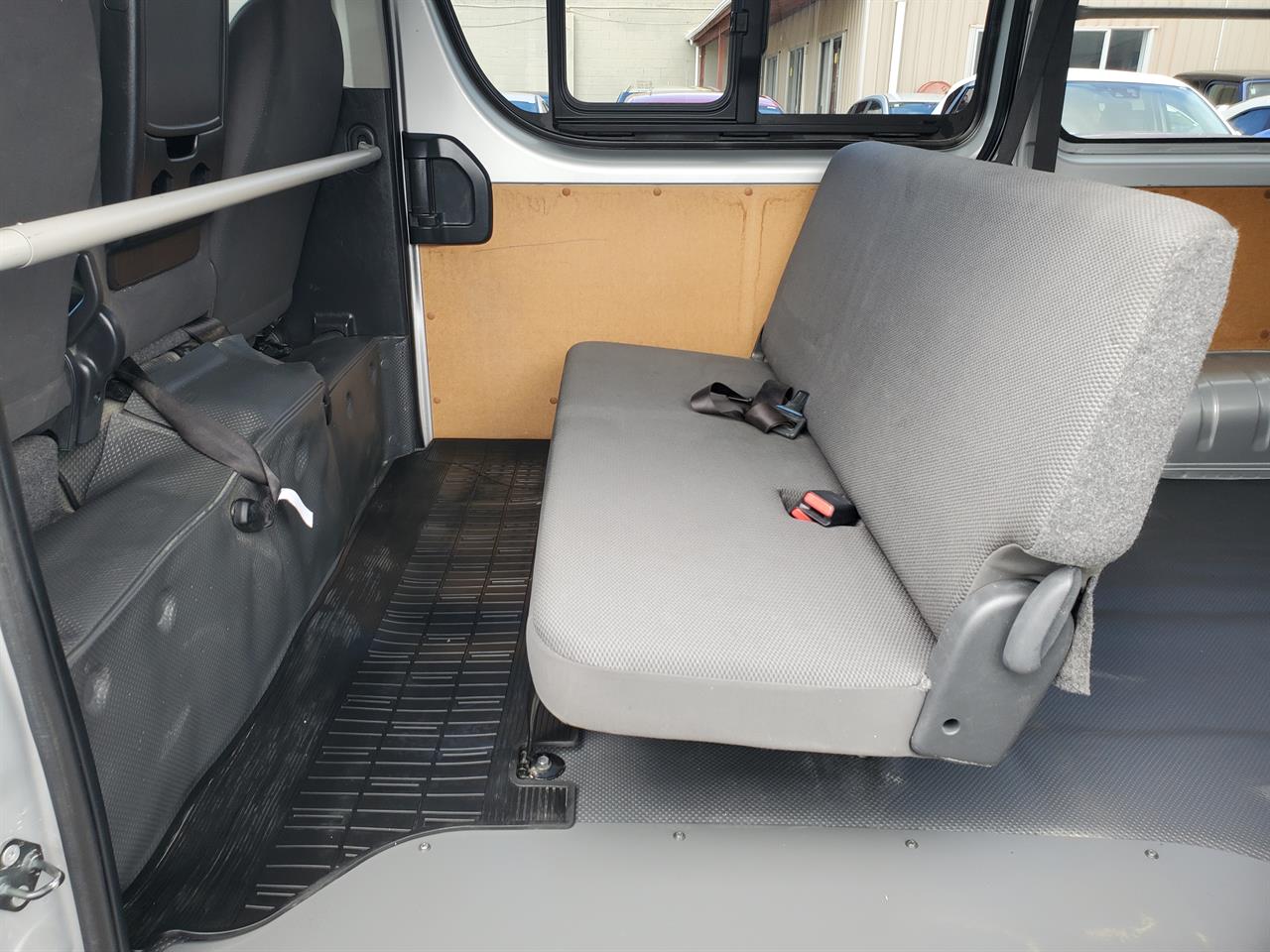 2020 Toyota Hiace thumbnail