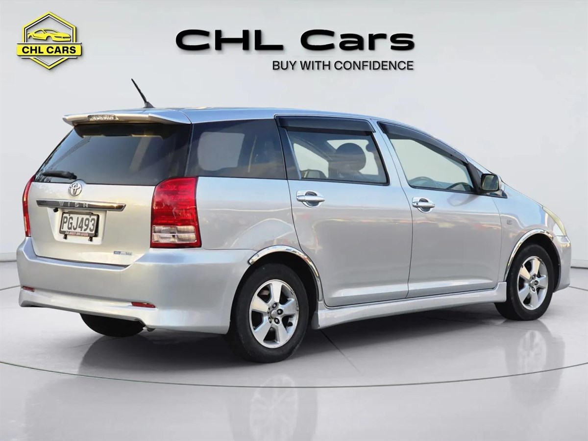 2007 Toyota Wish thumbnail