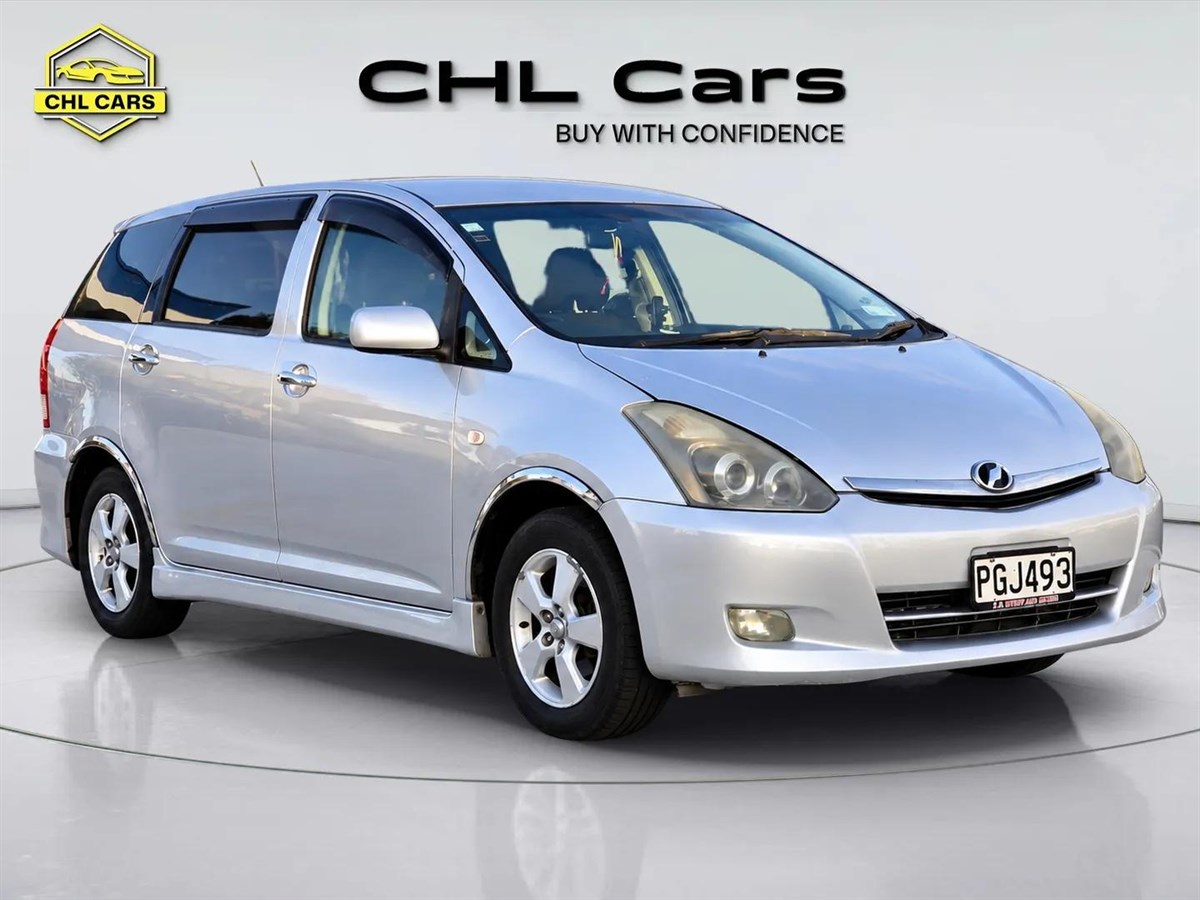 2007 Toyota Wish thumbnail