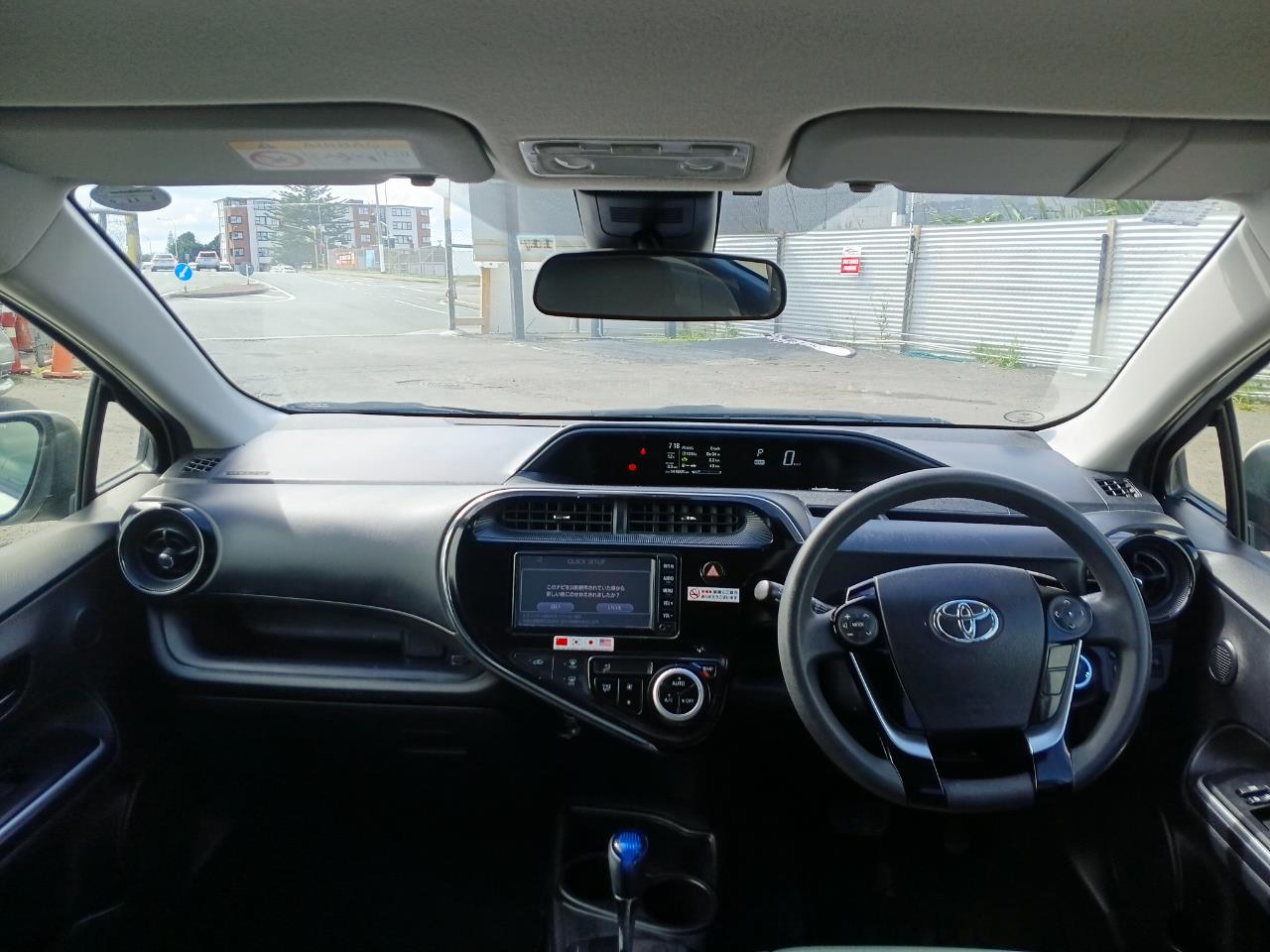 2018 Toyota Aqua thumbnail