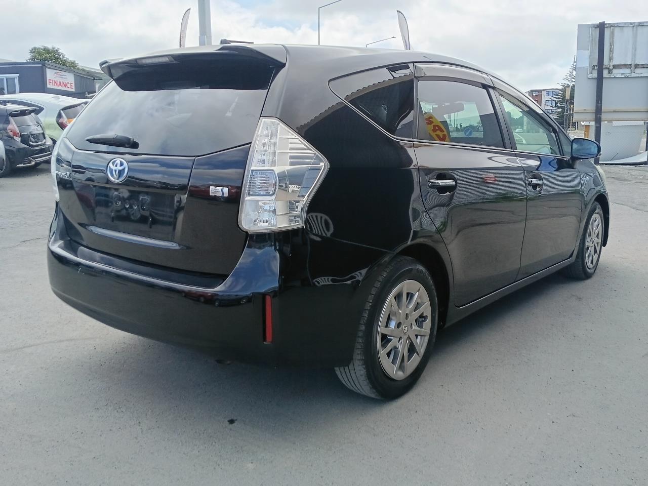 2014 Toyota PRIUS thumbnail