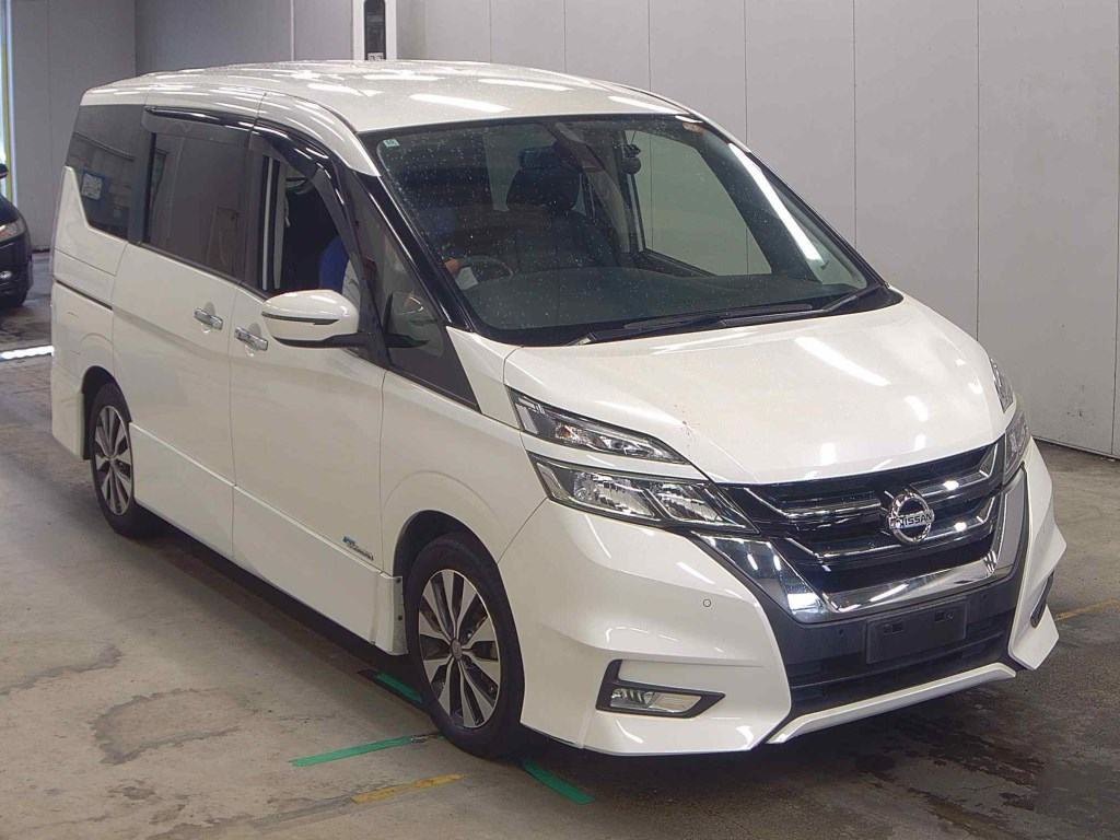 2016 Nissan Serena thumbnail