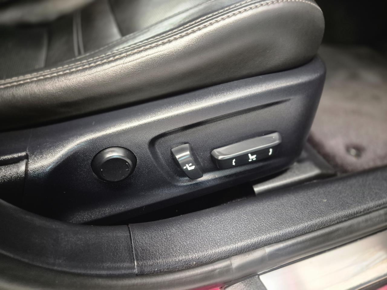 2013 Lexus IS thumbnail