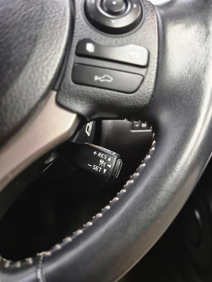 2013 Lexus IS thumbnail