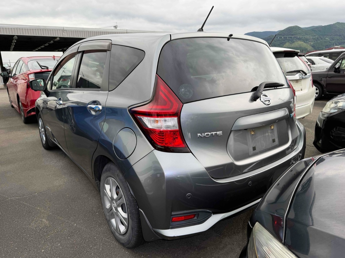 2018 Nissan Note thumbnail