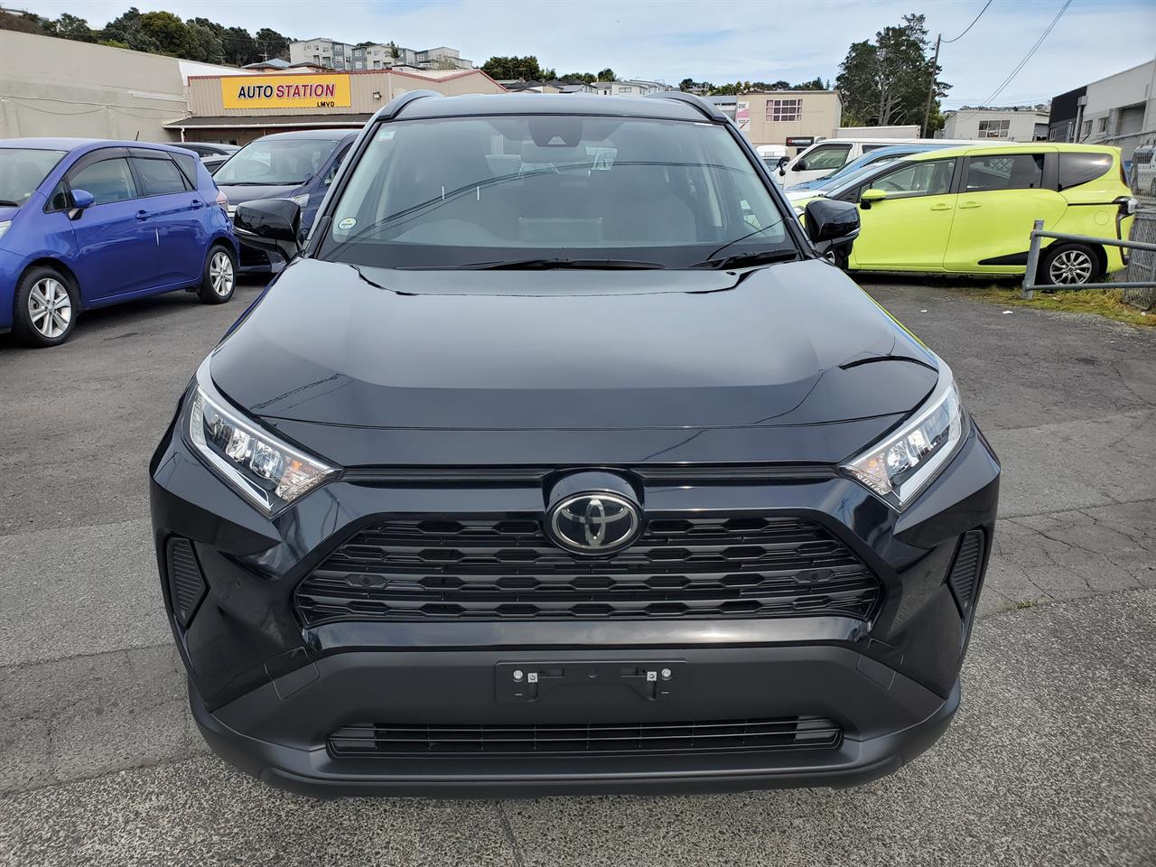 2021 Toyota Rav4 thumbnail