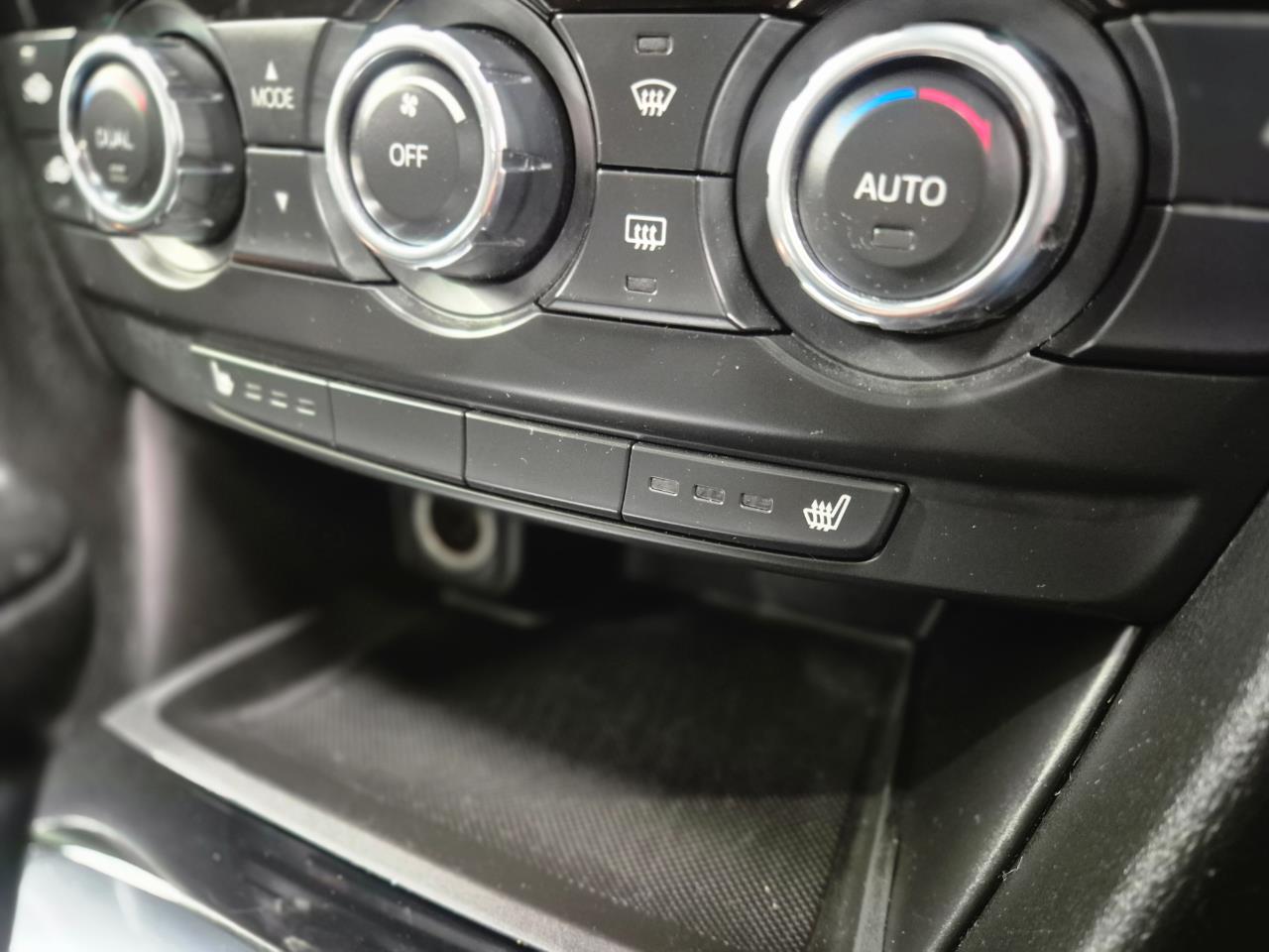 2013 Mazda ATENZA thumbnail