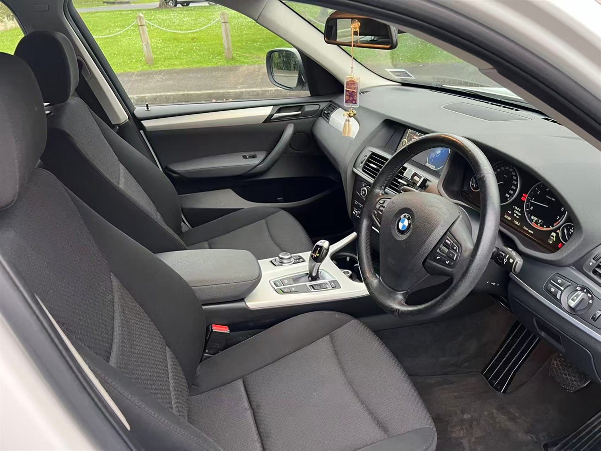 2012 BMW X3 thumbnail