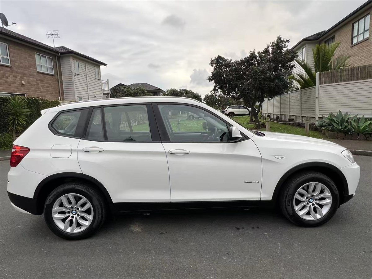 2012 BMW X3 thumbnail