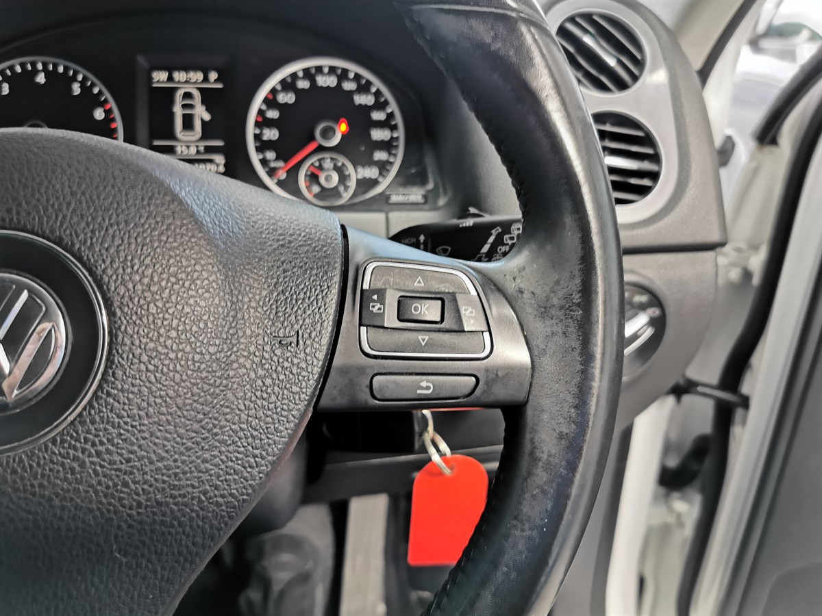 2014 Volkswagen Tiguan thumbnail
