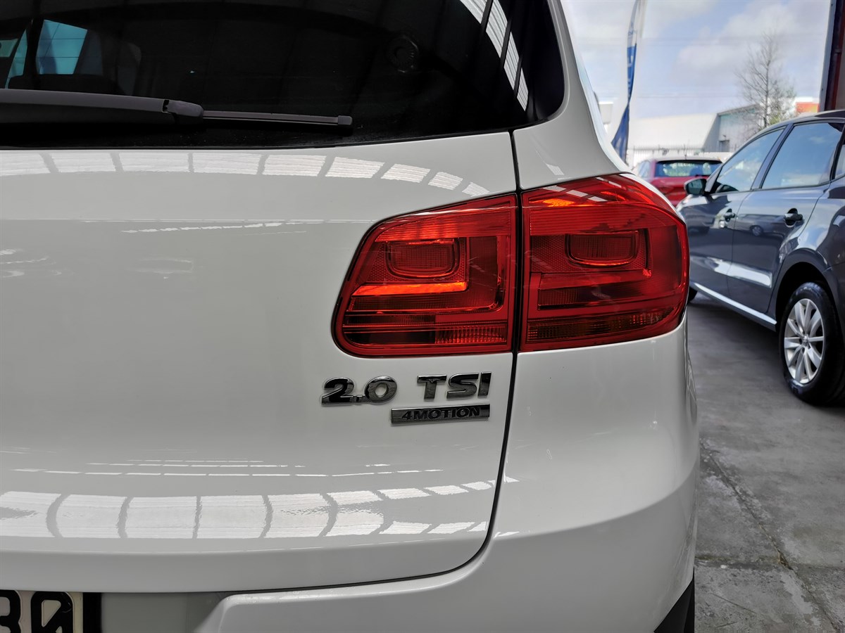 2014 Volkswagen Tiguan thumbnail