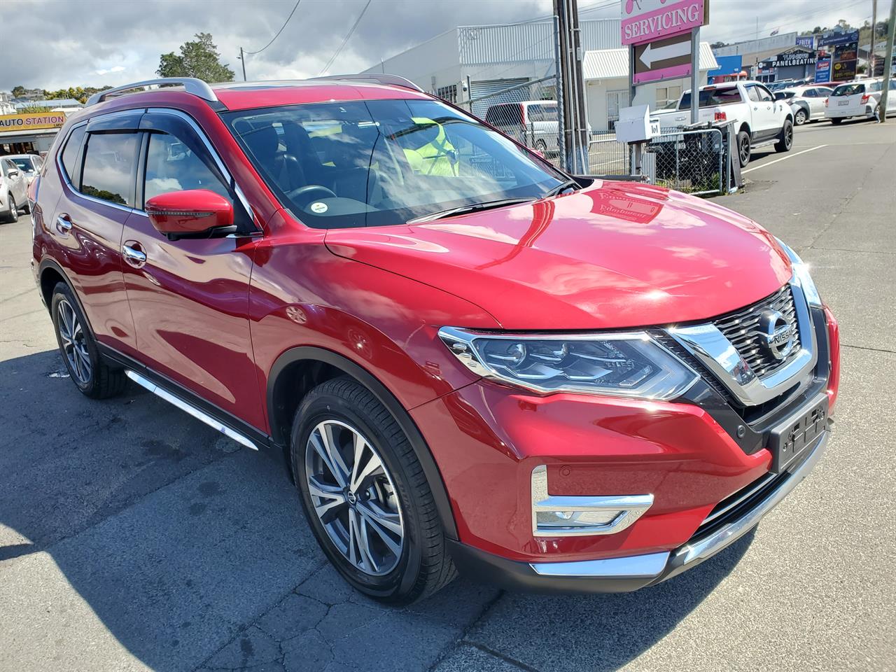 2019 Nissan X-Trail thumbnail