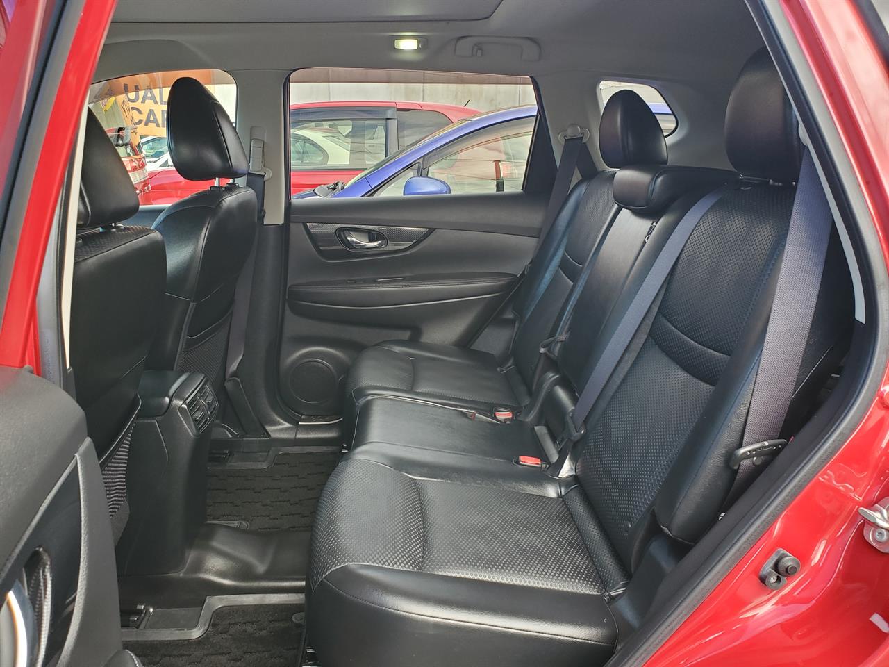 2019 Nissan X-Trail thumbnail