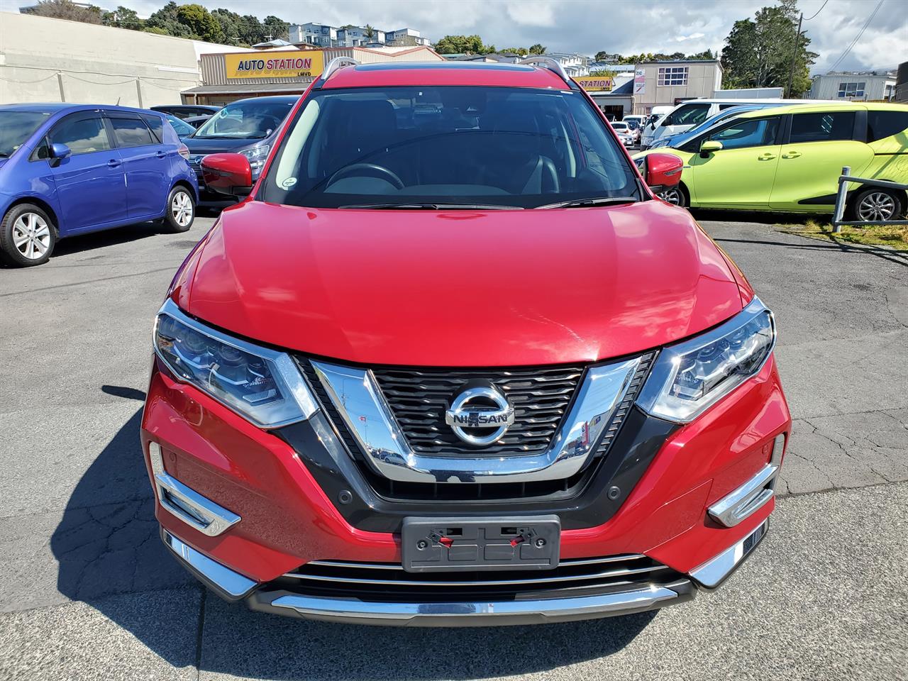 2019 Nissan X-Trail thumbnail